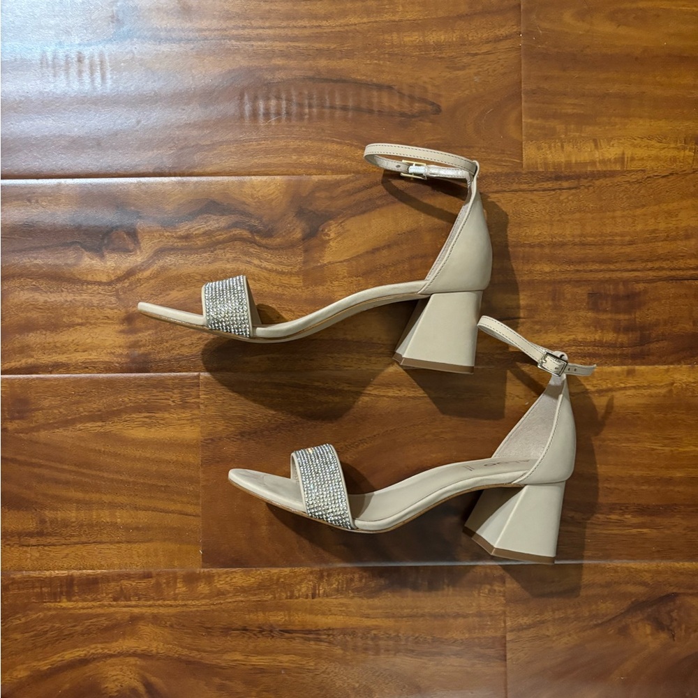 Aldo Pristine Heels with embellished Straps - Picture 3 of 9